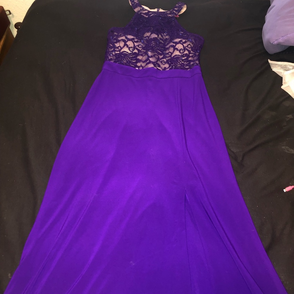 BEAUTIFUL FORMAL/PROM DRESS